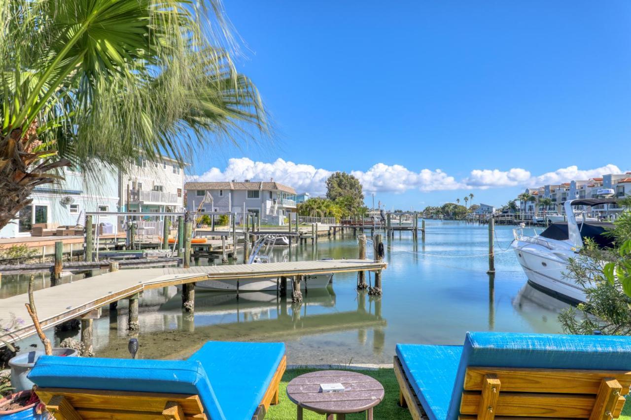 Sand Vista Vacation Rentals St. Pete Beach Exterior photo